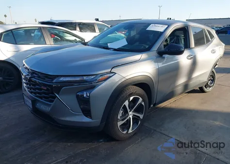 2024 Chevrolet Trax Fwd 1Rs z USA, uszkodzony, nr VIN KL77LGE2XRC057727